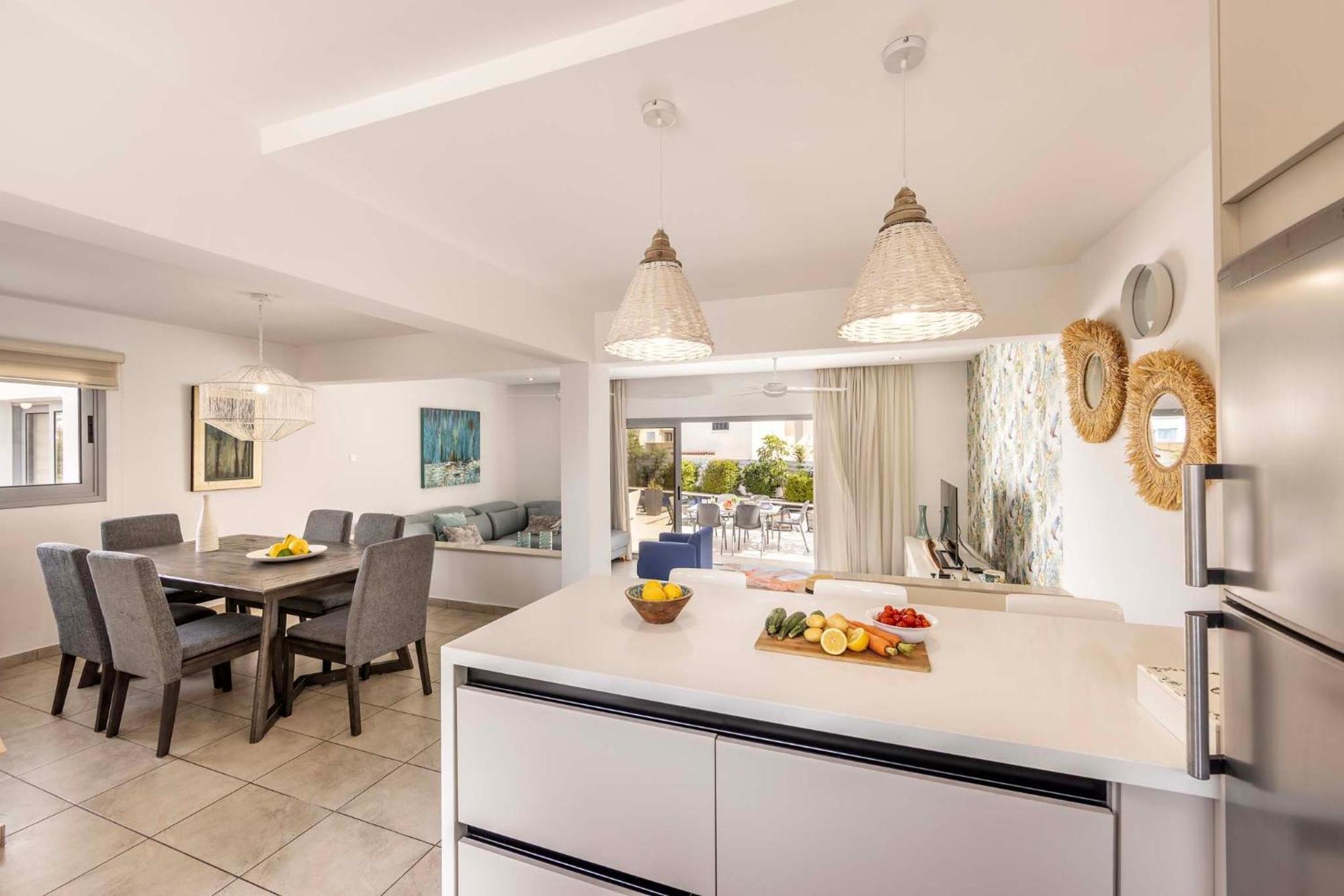 Azure Luxury Pool Villa بروتاراس المظهر الخارجي الصورة