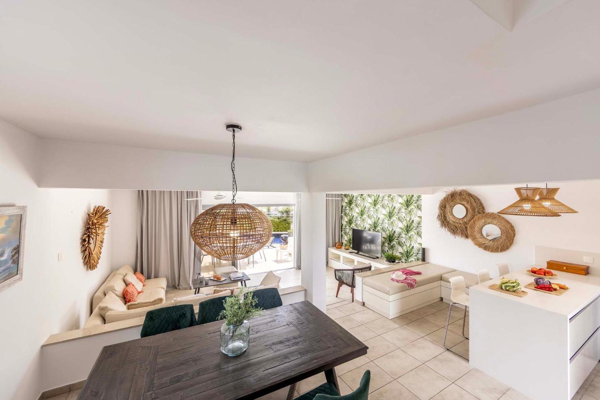 Azure Luxury Pool Villa بروتاراس المظهر الخارجي الصورة